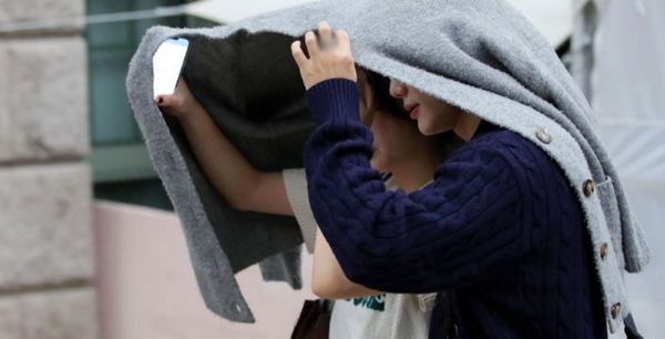 '충남·전북 최대 100㎜ 이상' 비·아침저녁 선선…태풍 예상 경로는? [오늘 날씨]
