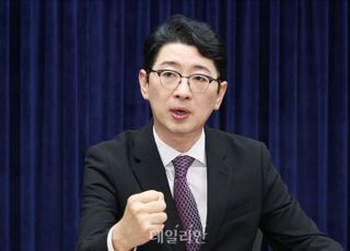 정부가 호텔 결혼식 강제 취소?…주진우 "자유민주주의서 있을 수 없는 일"