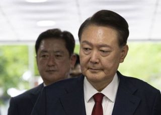 내란특검 "尹, 24일 조사 불출석 의사 밝혀…현명한 판단 기대"