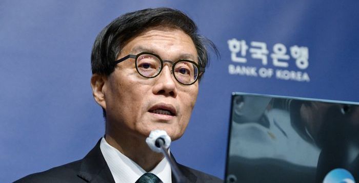 한은, 기준금리 결정 앞두고 인하 실기론 반박…10월 금통위 방향은