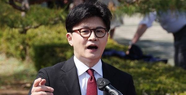 한동훈 "서영교, 보좌진 좌표 찍어 조리돌림…날 고발하라"