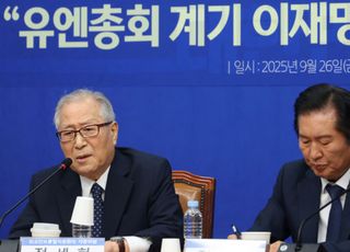 정세현 前장관 "대통령 주변 동맹파 너무 많아…측근 개혁 필요"