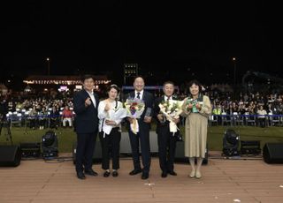 [시흥 소식] 시흥시민의 날 기념식…시민대상 3명 선정