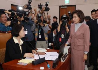 [6·3 지방선거] ③ 추미애에 與지도부까지…'차기 경기지사', 여야 물밑 싸움 시작