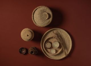 신세계백화점, 가을 특별 전시 '쌀의 직조' 개최