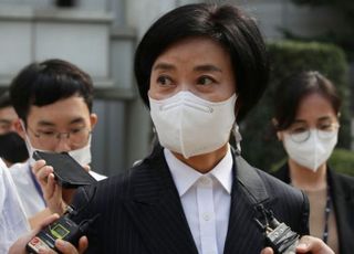 노영민·김현미 '취업청탁 혐의' 재판부, 이정근에 과태료 300만원 부과