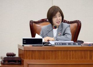 [단독] 장기요양 인정신청, 여성이 남성보다 최대 11배·평균 2~5배 많아