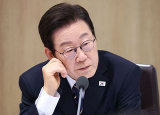野 "李 호텔경제학 현실화"…중국 신라호텔 '통예약 취소' 사태