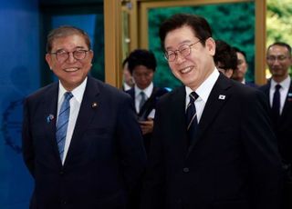 "이시바 카레가 최고였다"…李대통령, 퇴임 앞둔 이시바 따뜻하게 맞이