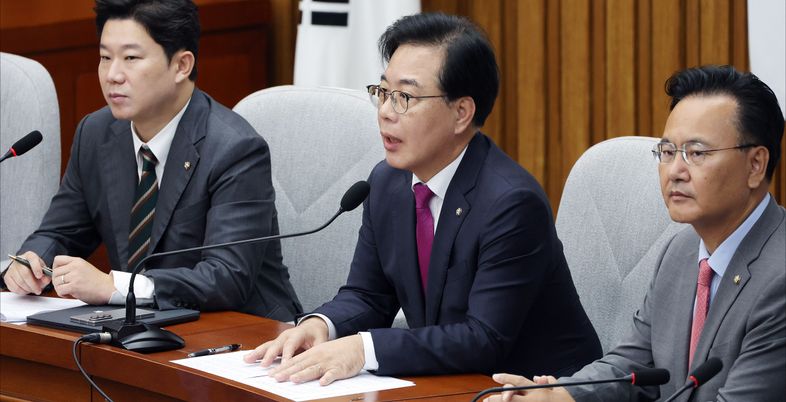 송언석 "몸통은 김민석…김경은 수없이 많은 꼬리 중 하나에 불과"