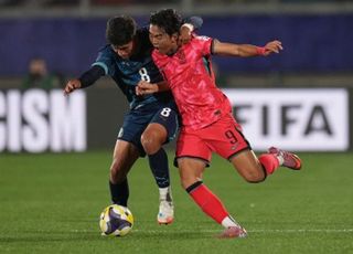 ‘아쉬운 결정력’ U-20 대표팀, 수적 우위에도 파라과이와 무승부