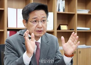 김장겸 "김현지·산림청장, 백현동 환경영향평가에 의견서…'성남의제21' 사무국장과 정책위원장"