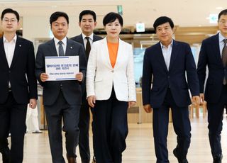 "불똥 번질라"…'검찰청 폐지 반발' 초동진압 나선 與
