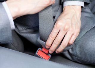 추석 전날 교통사고 환자 1.4배 급증…뒷좌석 안전띠 착용률 48%