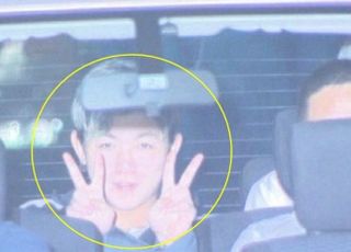 10대 납치·추행한 20대男 '브이'?...체포 후 행동 '소름'