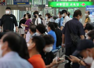 연말엔 붐벼요… '면허 갱신' 미루지 마세요!