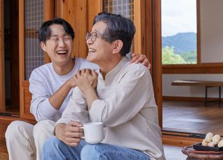 오랜만에 만나는 부모님 '이 행동' 보인다면 주의 [데일리 헬스]
