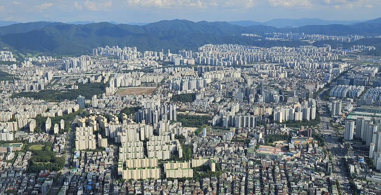 [추석 민심 르포] ④ "내년 지방선거도 오세훈?"…강남 표심 여전할까