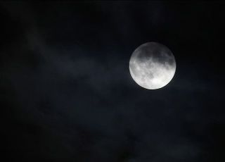 추석 연휴 내내 비 예보…한가위 보름달 못 볼 듯[오늘 날씨]