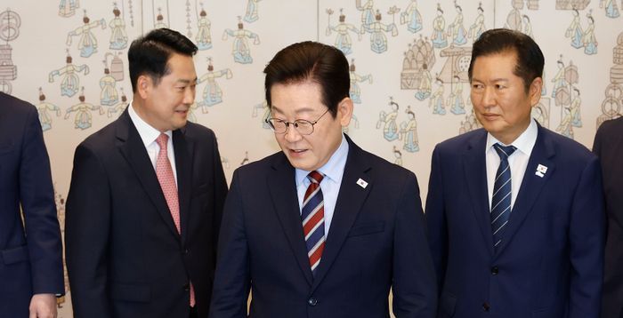 [6·3 지방선거] ⑤ 8개월 앞 총력전 시작…'충청권 맹주'는 누가?
