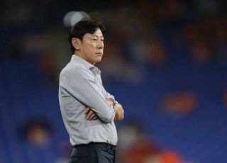 ‘하위 스플릿’ 울산 HD, 두 달 만에 신태용 감독과 결별