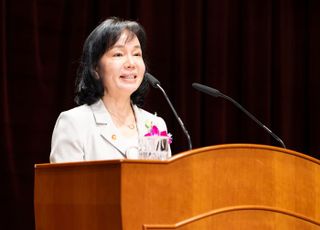 송경희 신임 개인정보보호위원장 "신뢰 기반 AI 혁신 지원"