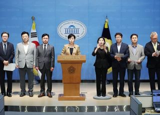 민주당, 연일 '오세훈 때리기'…지방선거 기싸움 시작