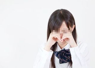 지하철서 성욕 못참은 30대男, 여고생 뒤에 서서...