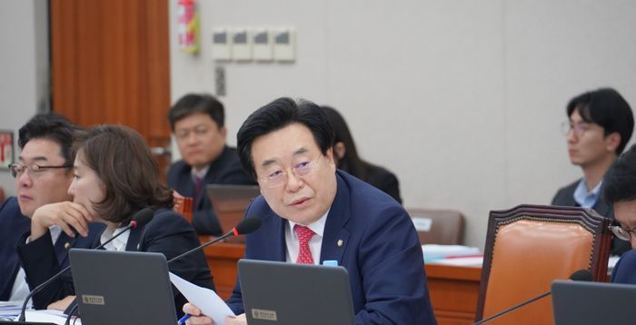 [단독] "수요연계형"이라더니…철강 R&amp;D, 451억 혈세 퍼붓고도 매출 0원