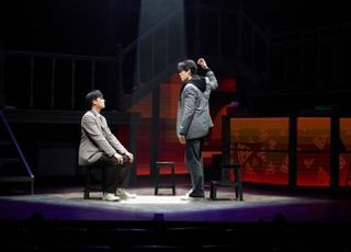 서툰 두 소년이 건네는 위로…새롭게 돌아온 뮤지컬 ‘아몬드’ [D:헬로스테이지]