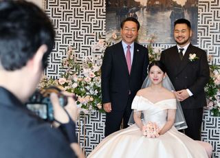 인천시, ‘아이플러스(i+) 맺어드림’…첫 커플 결혼식 진행