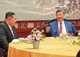 시진핑, 김정은에 "운명같이 하는 동지…北中 인민에 훌륭한 복리 마련"