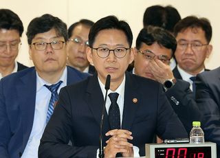 이훈기, 통신3사 담합 카르텔 질타…"가계통신비 인하 압박해야"[2025 국감]