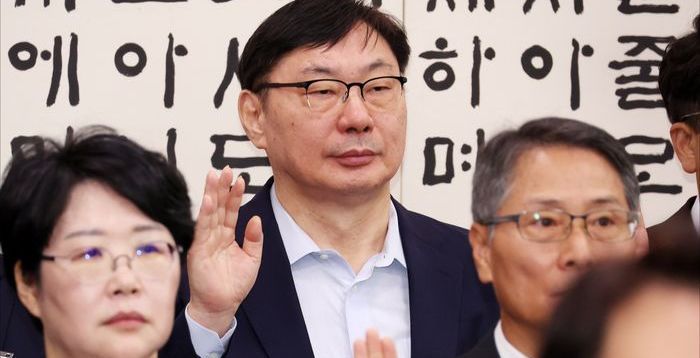 박상용 검사 "이화영 전 변호인, 김현지 질책받아 나올 수 없다고 해" [2025 국감]