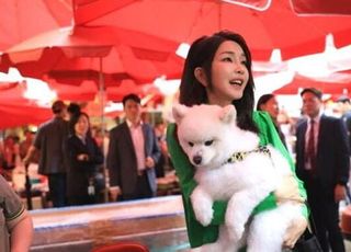 "외교부가 김건희 여행 매니저인가…개집 마련에 퍼스트독 모시기?"