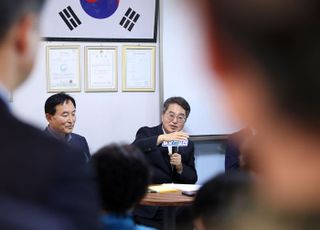 김동연, '햇빛소득' 올리는 포천 마치미 마을 찾아 “모델 확대”강조