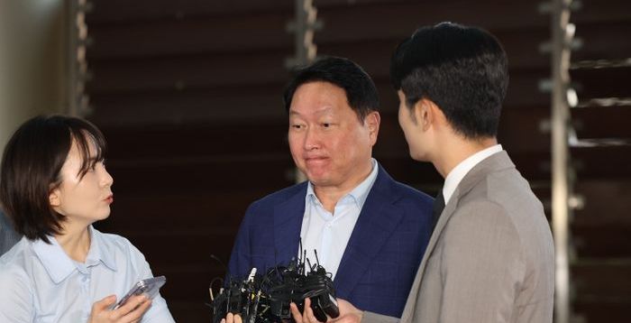 '이혼 소송 부담' 털어낸 최태원 "법원 판단에 더 이상 할 말 없다"
