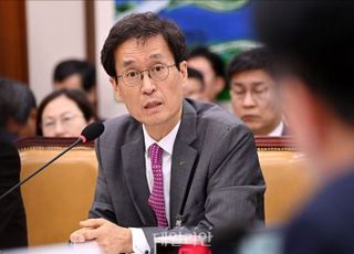 “도공 사장 내쫓으려는거냐”…李 대통령 도로청소 언급 소환된 국토위 [2025 국감]