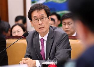 “도공 사장 내쫓으려는거냐”…李 대통령 도로청소 언급 소환된 국토위 [2025 국감]