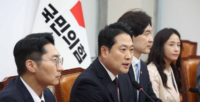 장동혁 "10·15 대책 '청년·서민 죽이기' 그 이상·이하도 아냐"