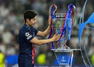 골대 강타! 이강인, PSG 동점골 기여…3경기 연속 선발