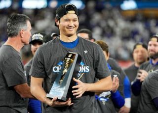 NLCS MVP! 투타겸업 오타니 “기대에 못 미쳐 죄송했는데…”