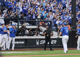 ‘최원태 호투’ 삼성, 적지서 한화에 7-3 완승 [PO 2차전]