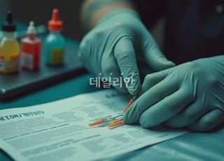 바늘은 의료기기, 염료는 위생용품…문신 관리체계 제각각 [2025 국감]