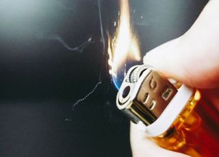 '벌레 잡으려 라이터 켰다가' 오산서 불낸 20대 체포…9명 중경상