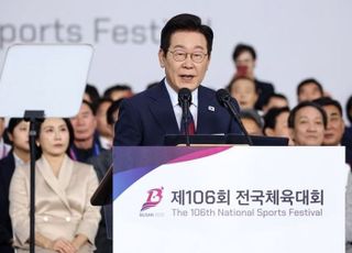 李대통령 지지율, 1.3%p 하락 52.2%…부동산 대책에 부정평가↑ [리얼미터]