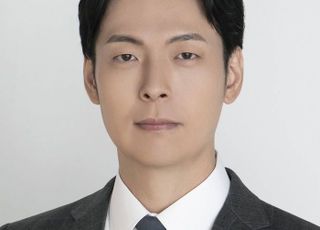 “경영 전면에 나섰지만”…갈 길 먼 롯데 3세 승계