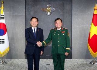 방한 베트남 차관, 한국 공무원 성추행…국방부 "무관 초치해 항의"