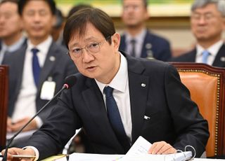 ‘이재명 절친’ 이찬진 첫 국감…강남 다주택 비판에 “한두 달 내 정리”[2025 국감]