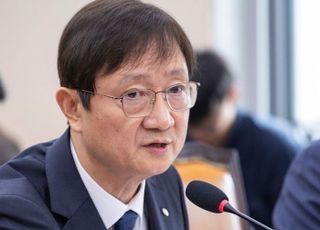 이찬진, 삼성생명 국제회계기준에 맞게 정립…롯데카드 해킹엔 “최고수준 제재 공감” [2025 국감]